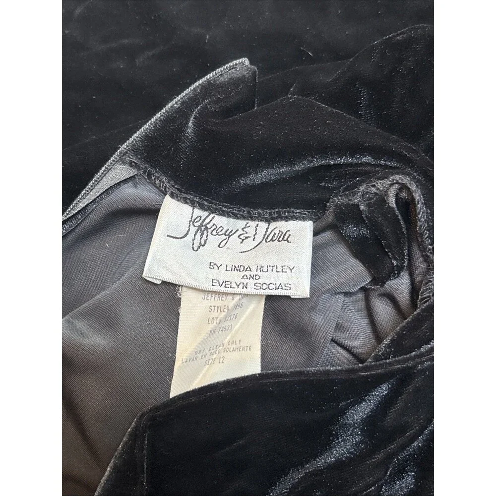 Vintage Jeffrey & Dara Gown By Linda Rutley And Evelyn Socias Black Velvet 12